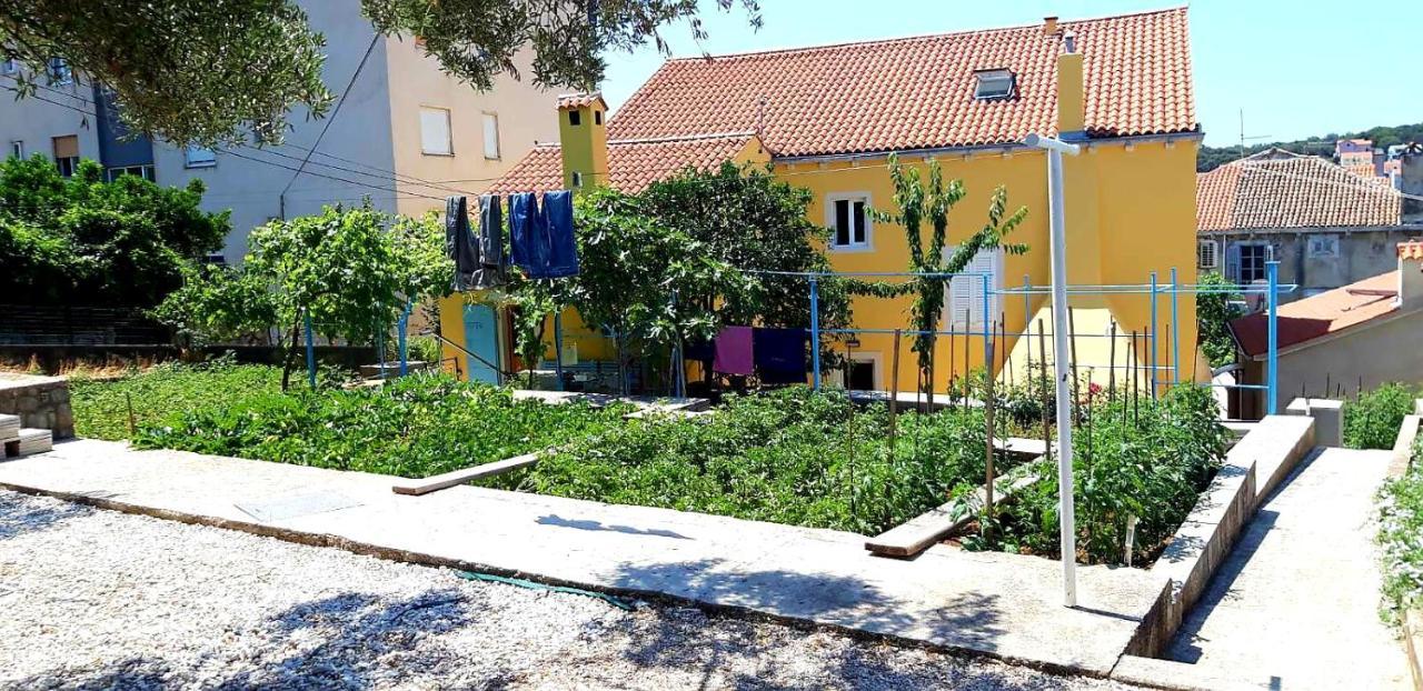 Apartment Dami Mali Lošinj Exterior foto
